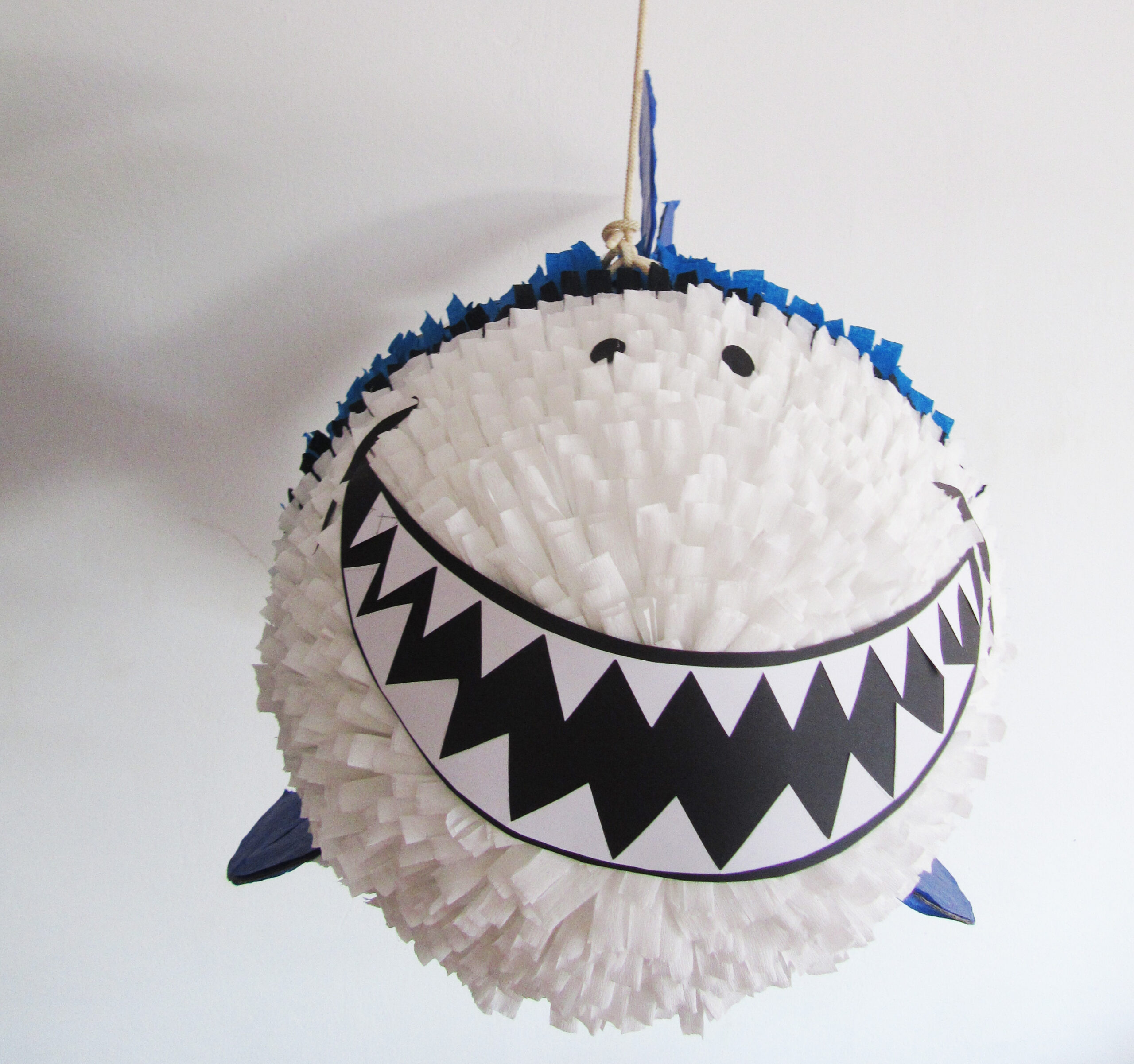 Morski pas morski pas piñata